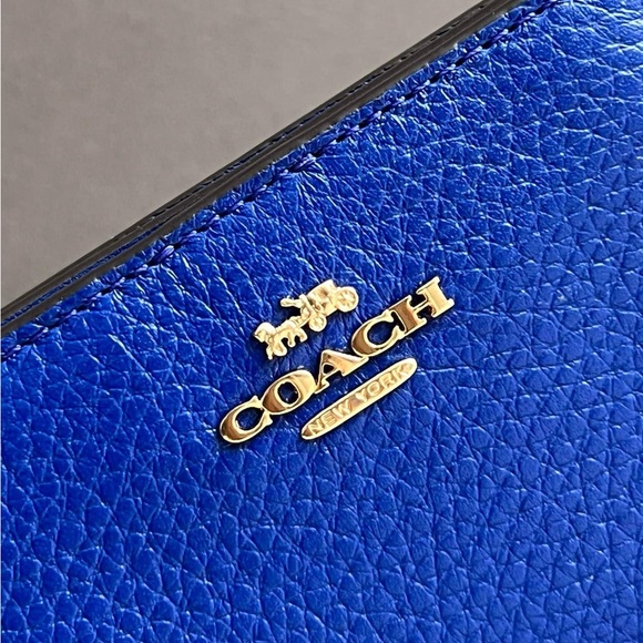 C2862 - Coach Snap Wallet - Picture 4 of 14